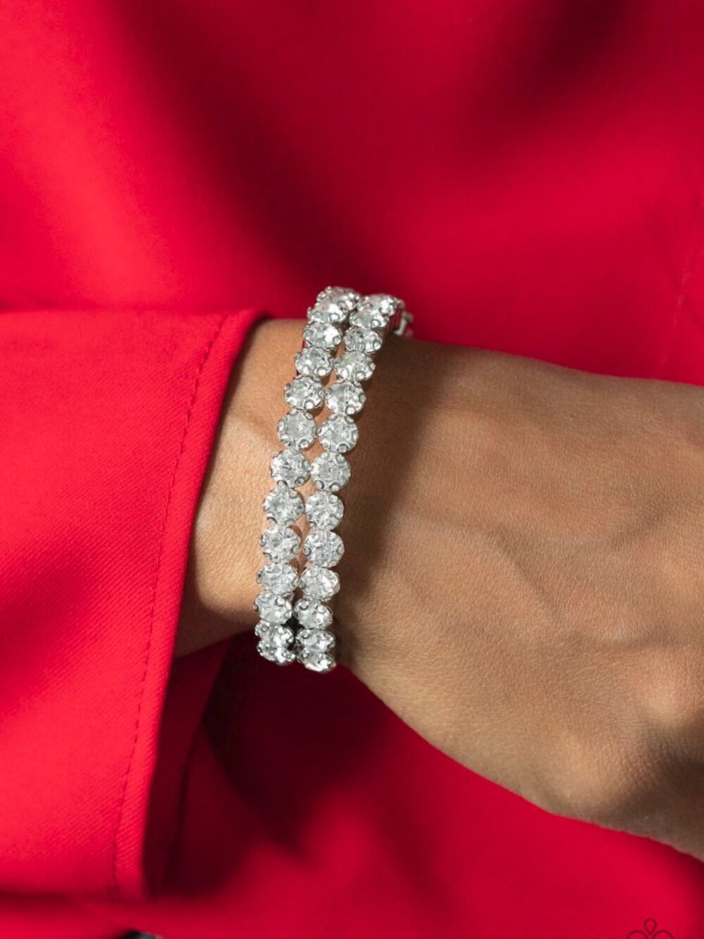 Paparazzi Jewelry Accessories - Megawatt Majesty - White Bracelet - Vintage